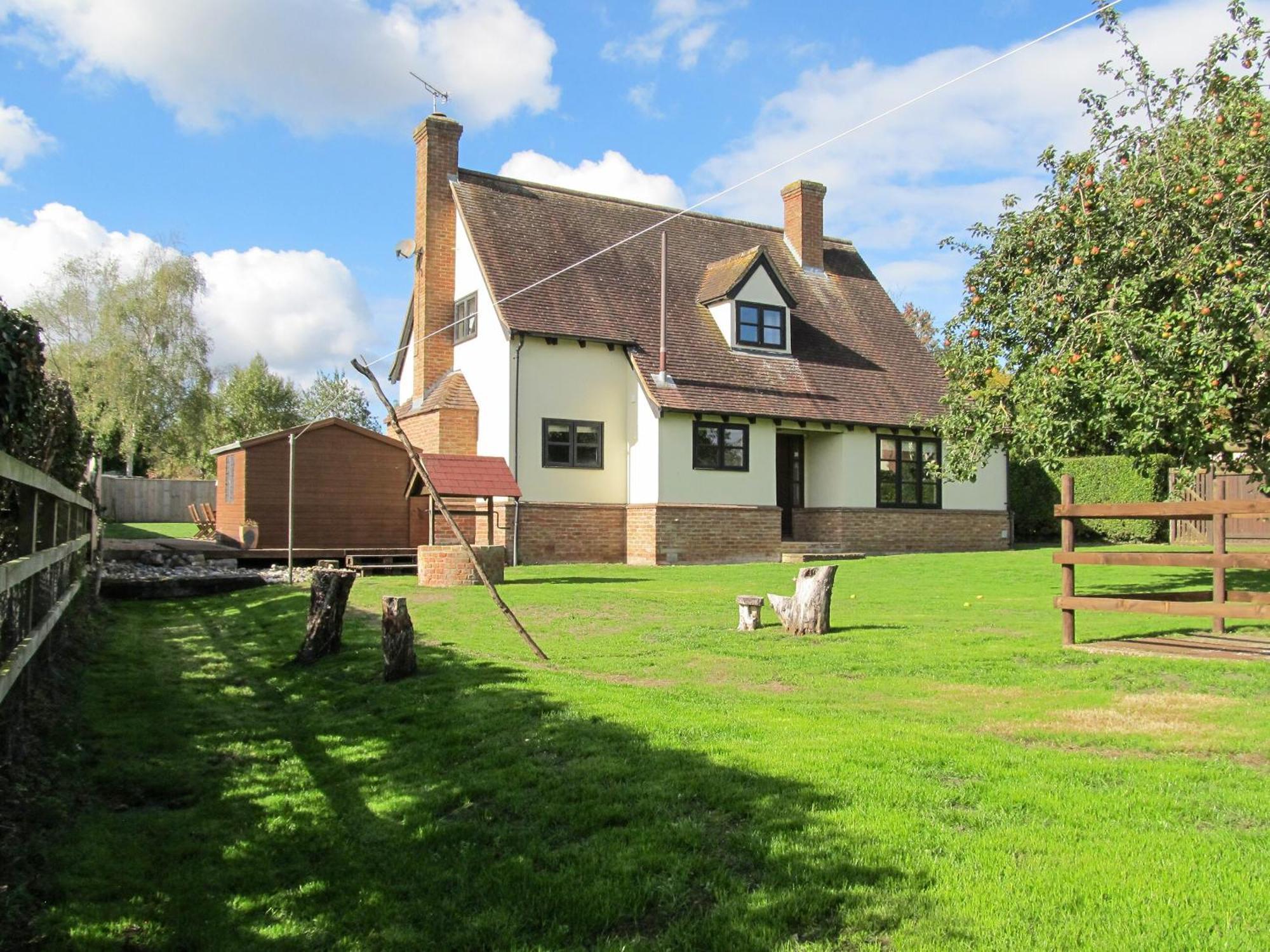 Maytree Cottage Dereham Экстерьер фото